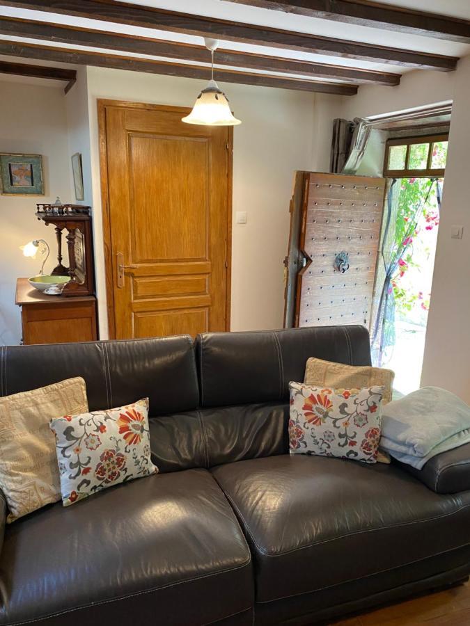 Red Gate Cottage Saulgond 외부 사진